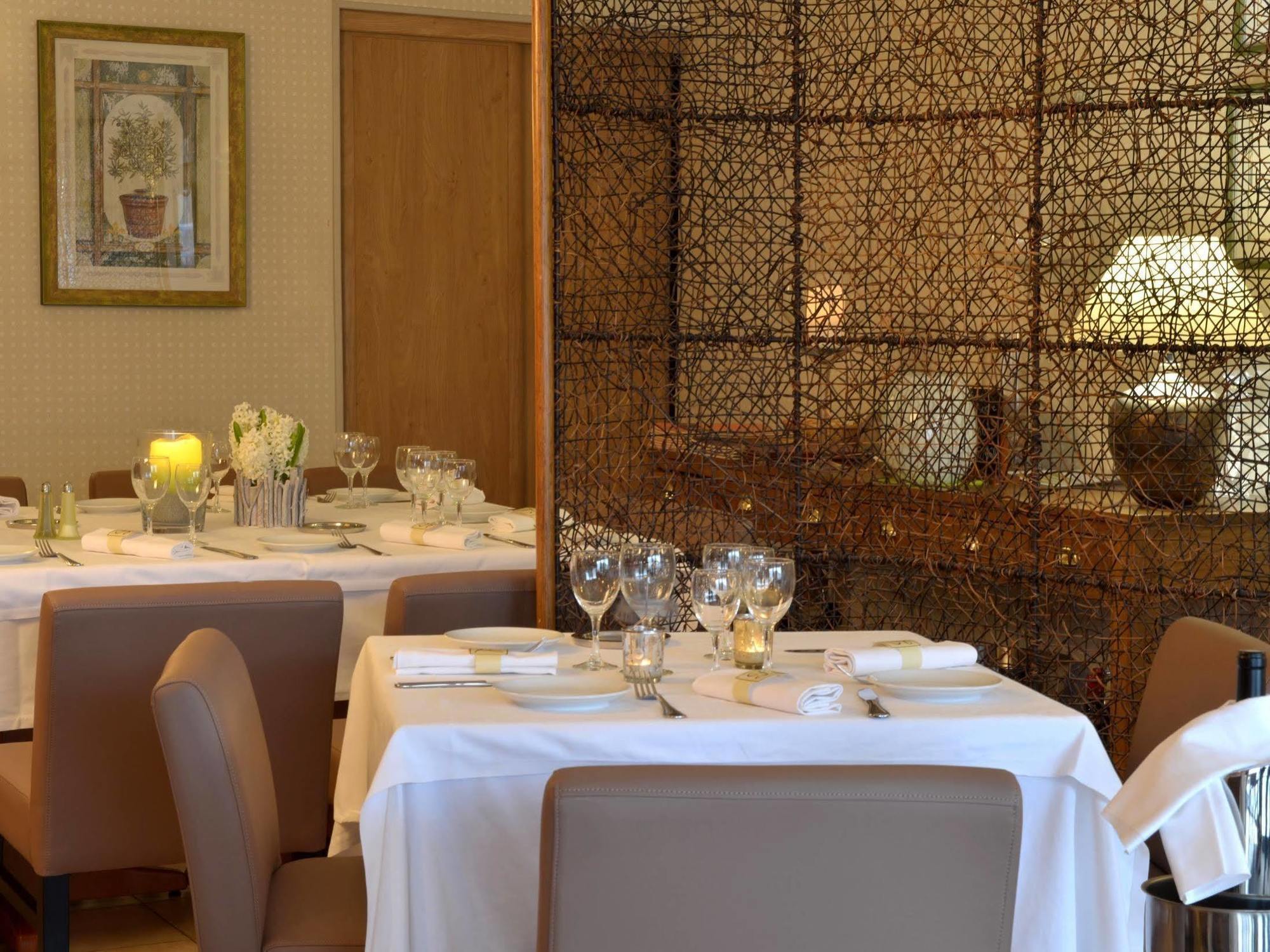 Logis Hotel Le Continental Chateauroux Exterior photo