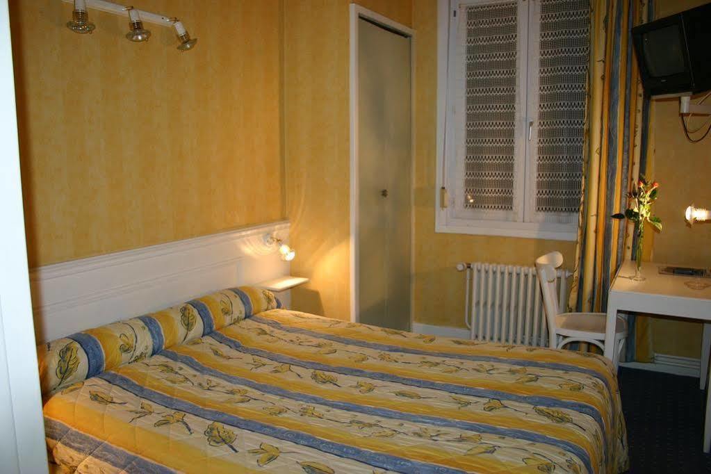Logis Hotel Le Continental Chateauroux Exterior photo